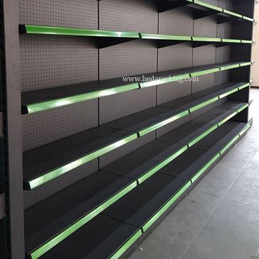 Supermarketning vitrinali javonlari